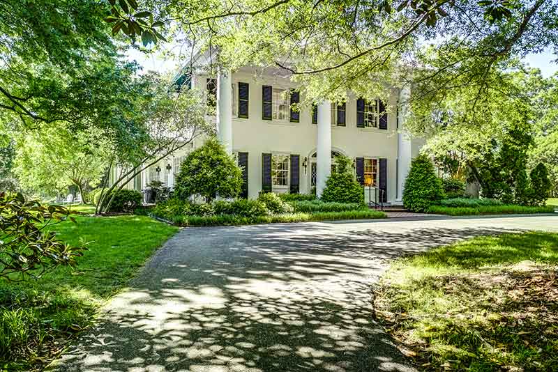 Antebellum Waterfront Home For Sale in Irvington, Virginia Rodgers