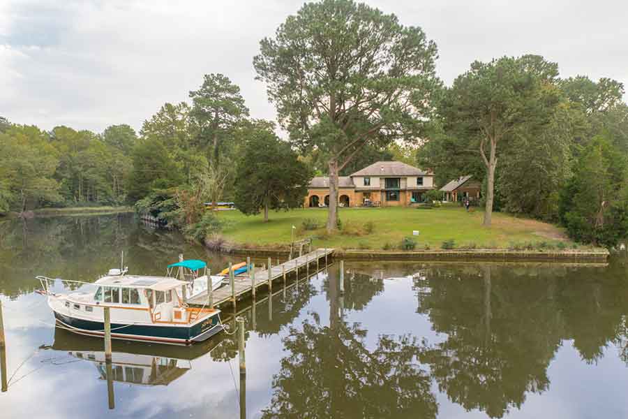 Clifton Villa on Queens Creek in Mathews