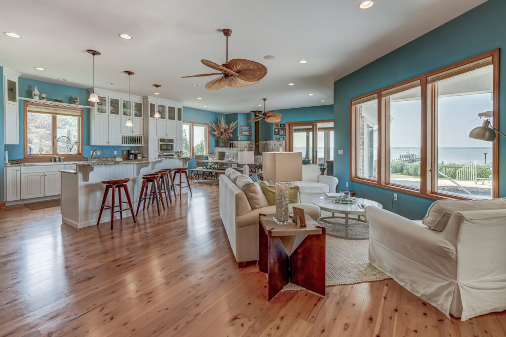 3308 Windmill Pt Rd0466