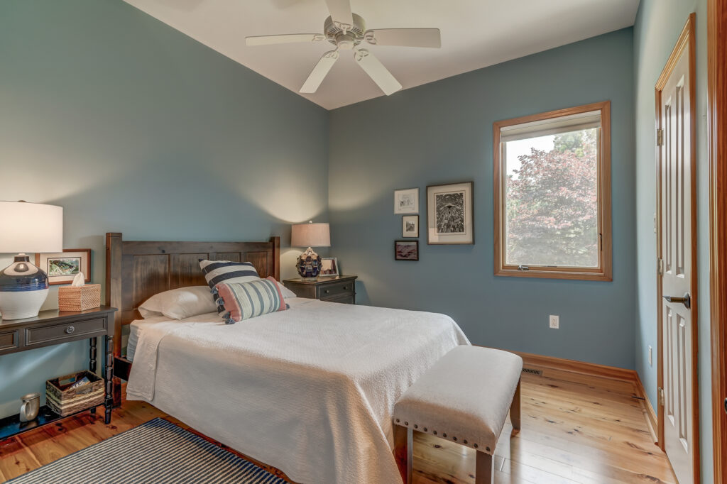 3308 Windmill Pt Rd0591