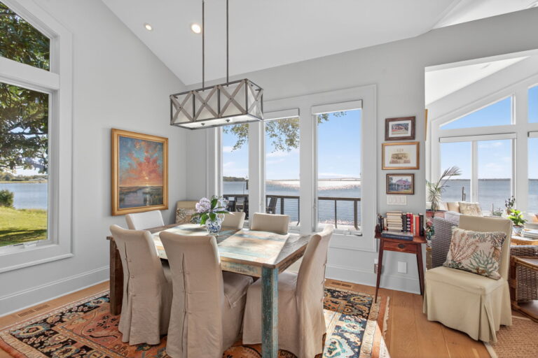 11-web-or-mls-176-king-carter-ln