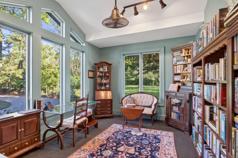 5-web-or-mls-176-king-carter-ln