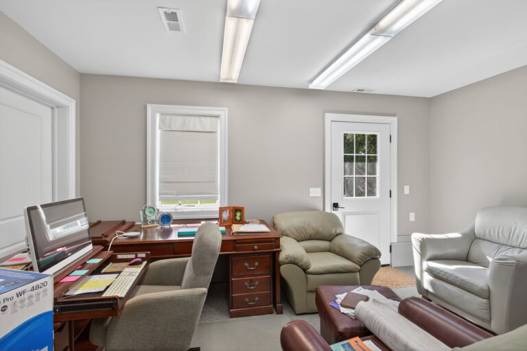 58-web-or-mls-176-king-carter-ln