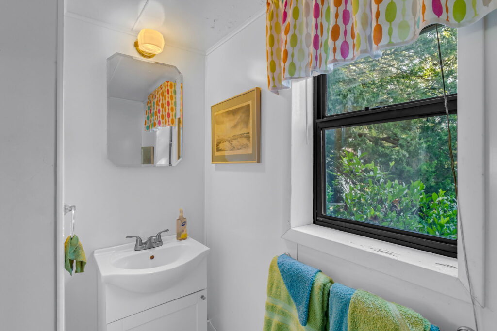 Photo Oct 04 2025, 10 07 02 AM (62)