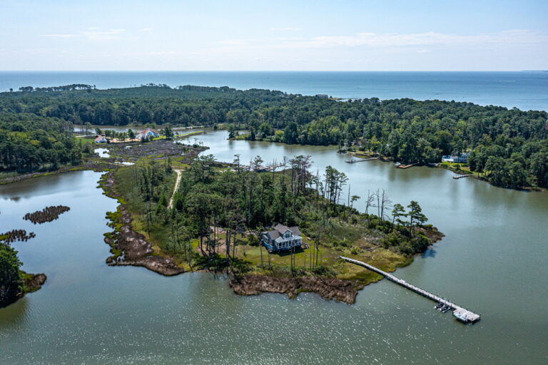 37-web-or-mls-6406 Windmill Point Road (37)