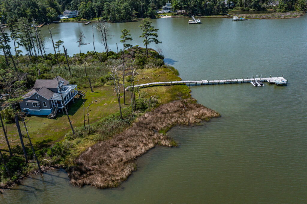 52-web-or-mls-6406 Windmill Point Road (52)