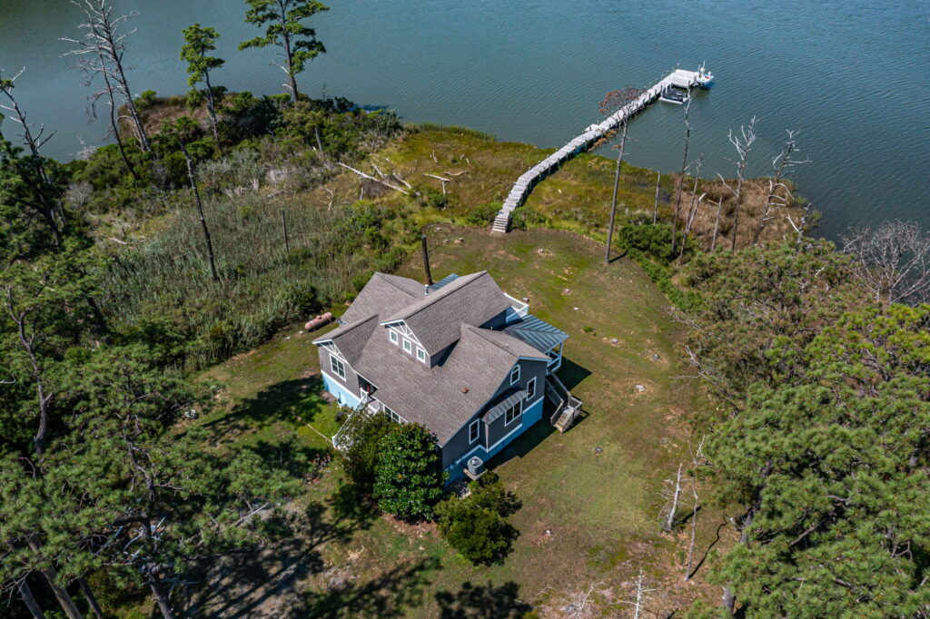 53-web-or-mls-6406 Windmill Point Road (53)