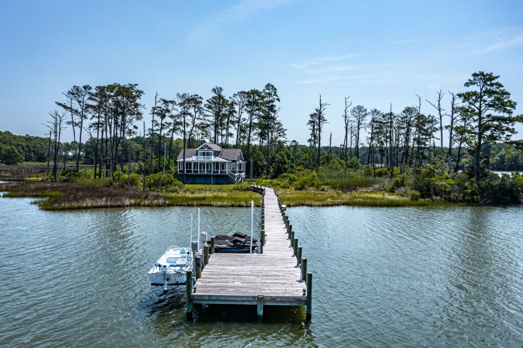 58-web-or-mls-6406 Windmill Point Road (58)