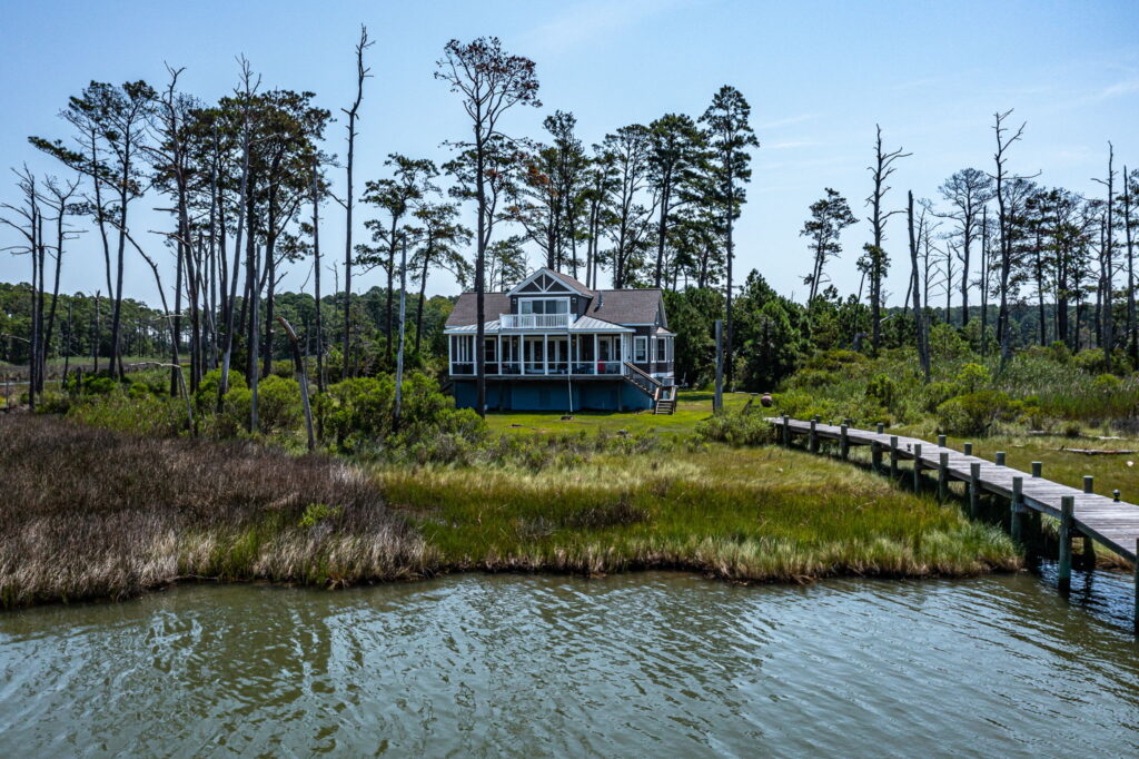 61-web-or-mls-6406 Windmill Point Road (61)