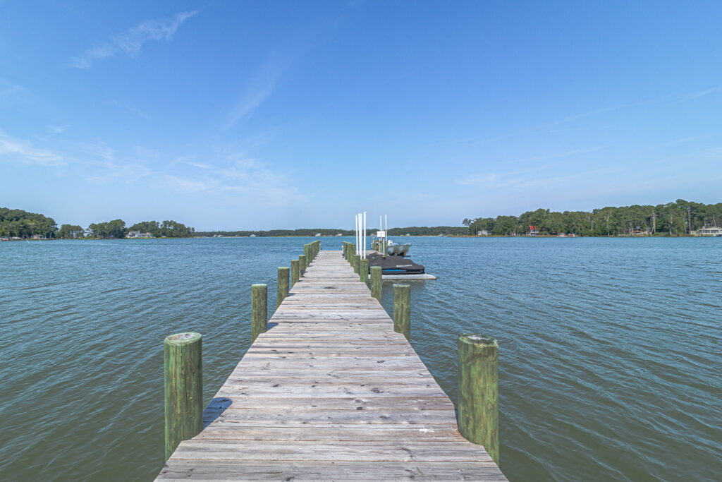 83-web-or-mls-6406 Windmill Point Road (83)