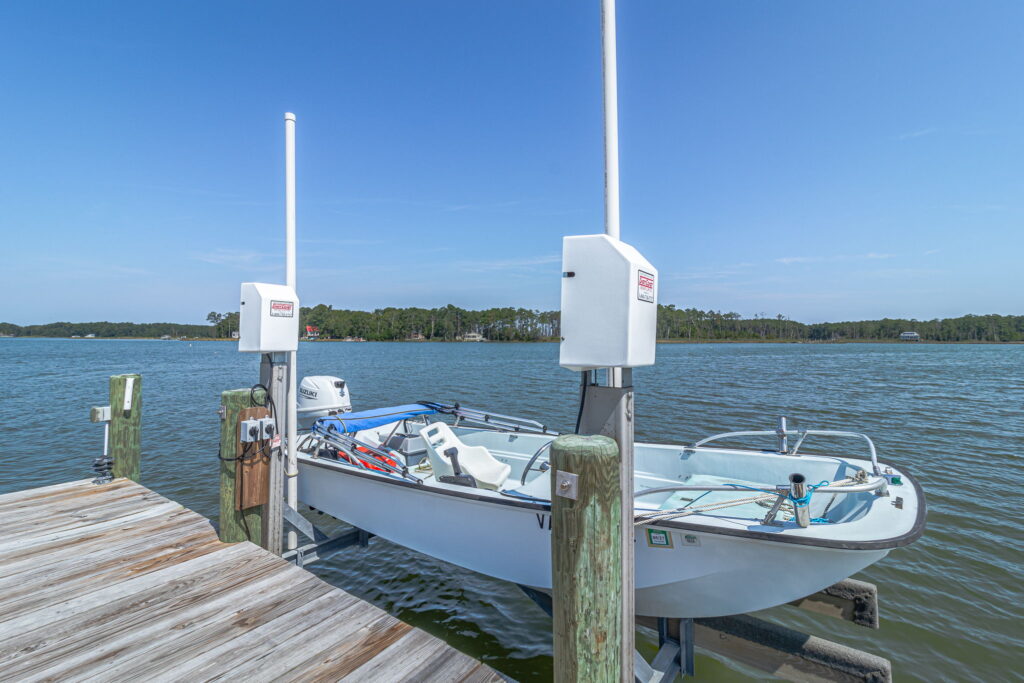 85-web-or-mls-6406 Windmill Point Road (85)