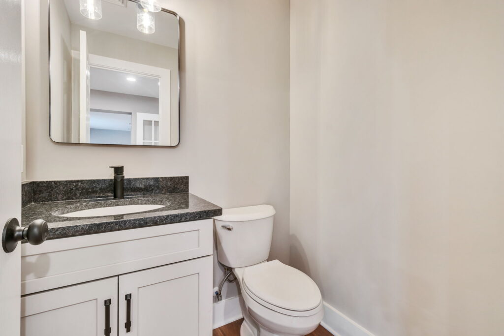 25-web-or-mls-328 Bowline Road (24)