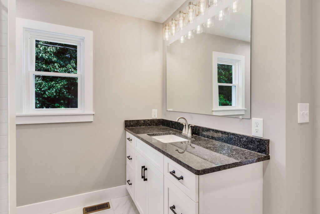 35-web-or-mls-328 Bowline Road (34)