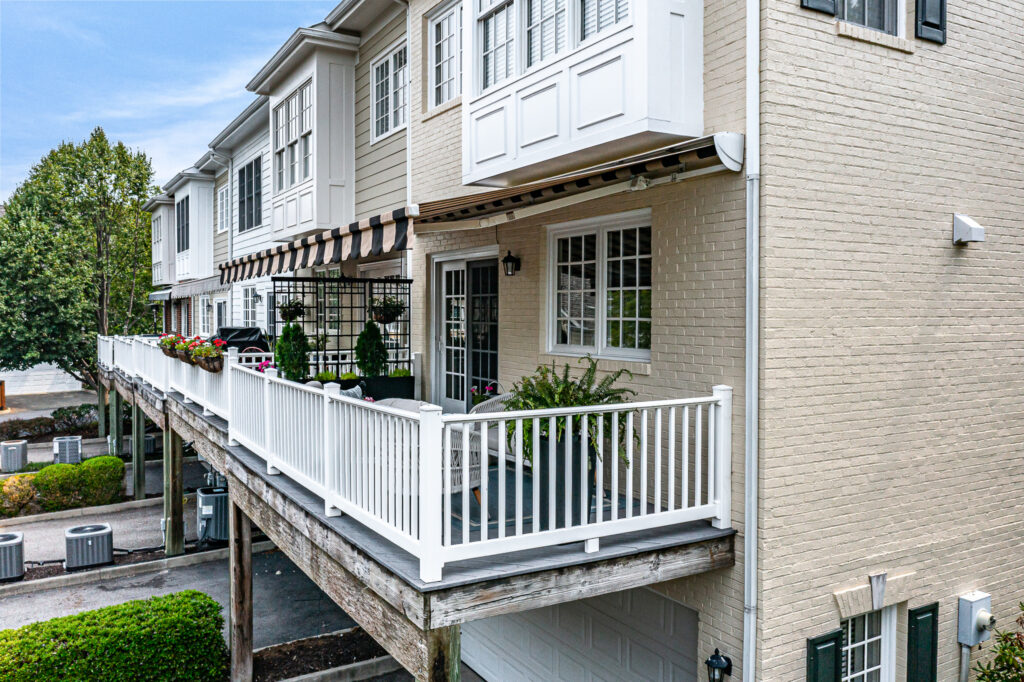 70-print-1210 Hyde Lane (70)