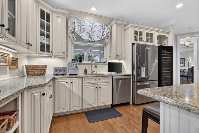 21-web-or-mls-36-hall-farm-dr