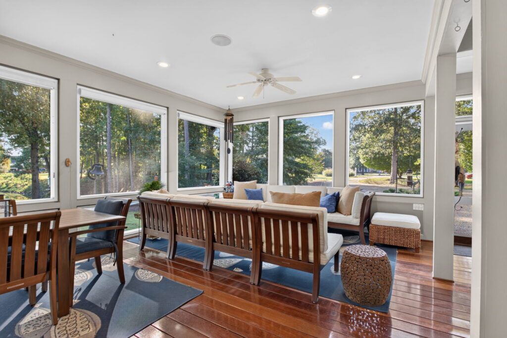 30-web-or-mls-36-hall-farm-dr