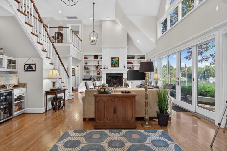 31-web-or-mls-36-hall-farm-dr