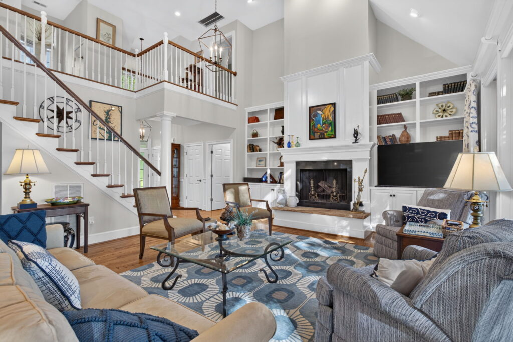 36-web-or-mls-36-hall-farm-dr