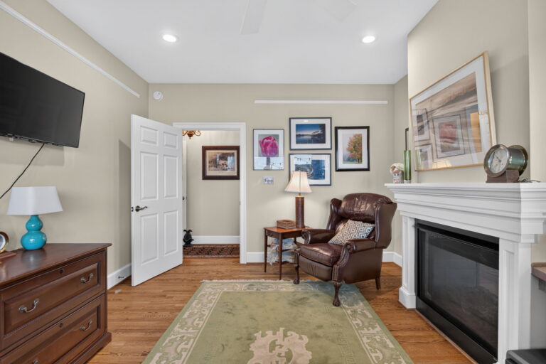 38-web-or-mls-36-hall-farm-dr