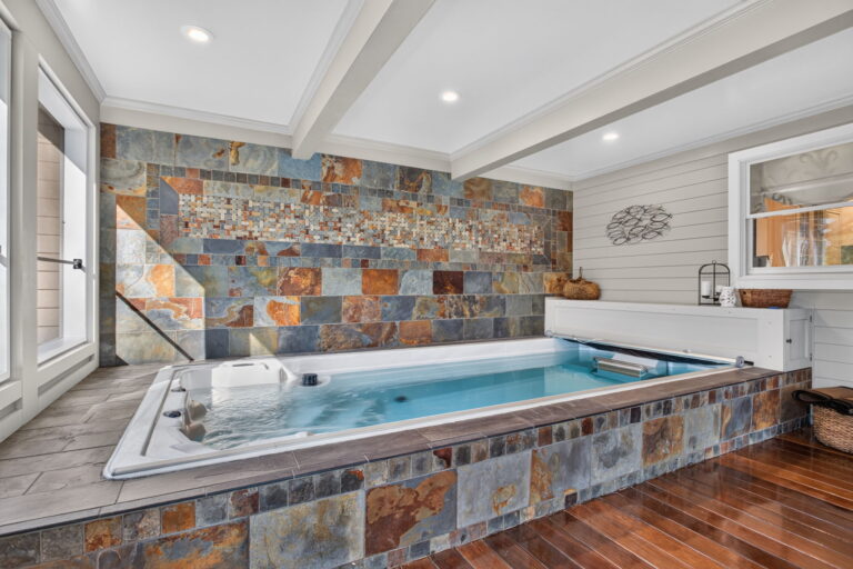 44-web-or-mls-36-hall-farm-dr