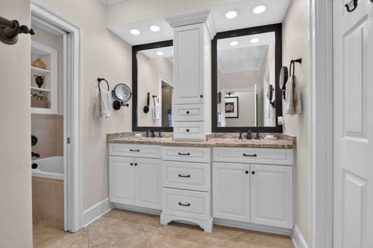 46-web-or-mls-36-hall-farm-dr