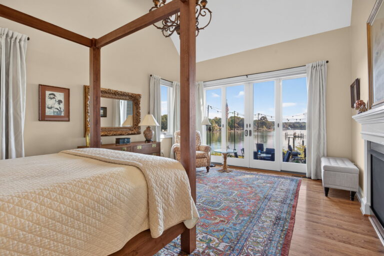 48-web-or-mls-36-hall-farm-dr