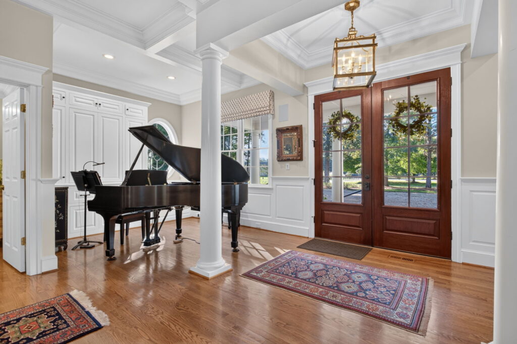 5-web-or-mls-36-hall-farm-dr