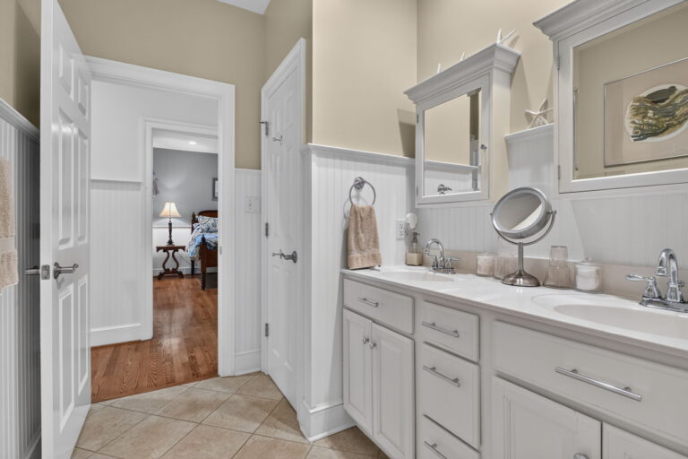 53-web-or-mls-36-hall-farm-dr