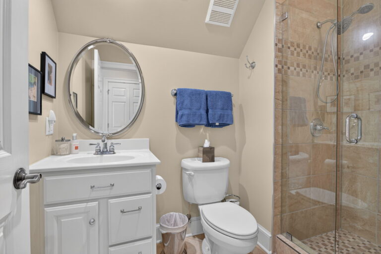 67-web-or-mls-36-hall-farm-dr
