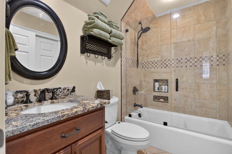72-web-or-mls-36-hall-farm-dr